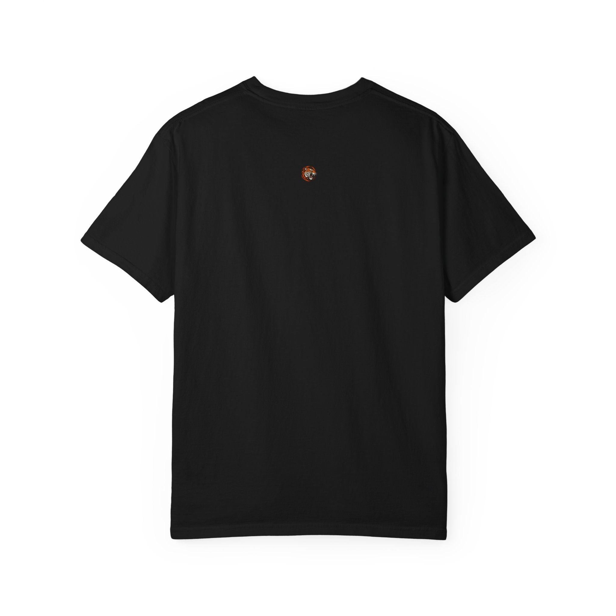 T-Shirt — Minimal Tiger Chest Logo Tee
